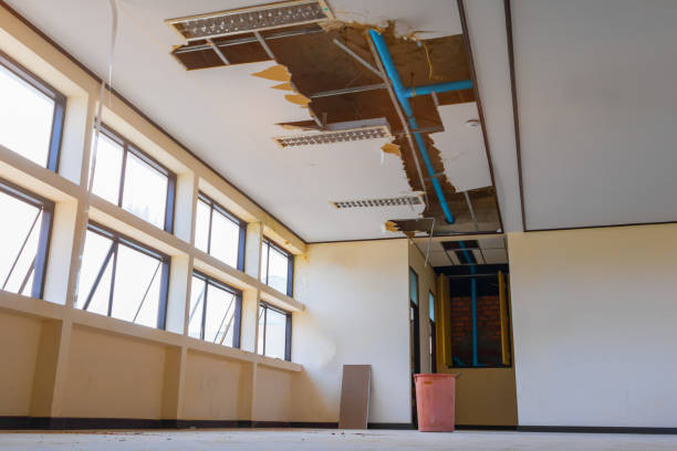 Water damage restoration process in Woodlawn, MD